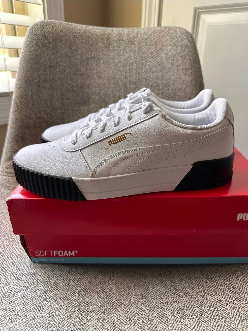 Puma Women’s Carina L Size 11